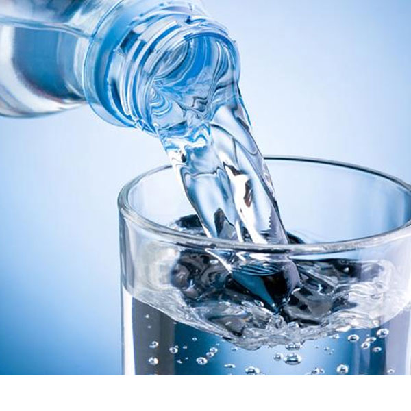 مياة معدنية – bottle of water